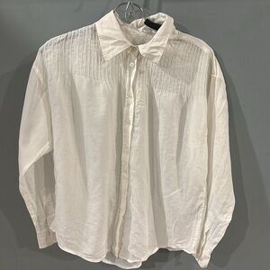 Elizabeth and James white button down shirt S 🖤🖤
